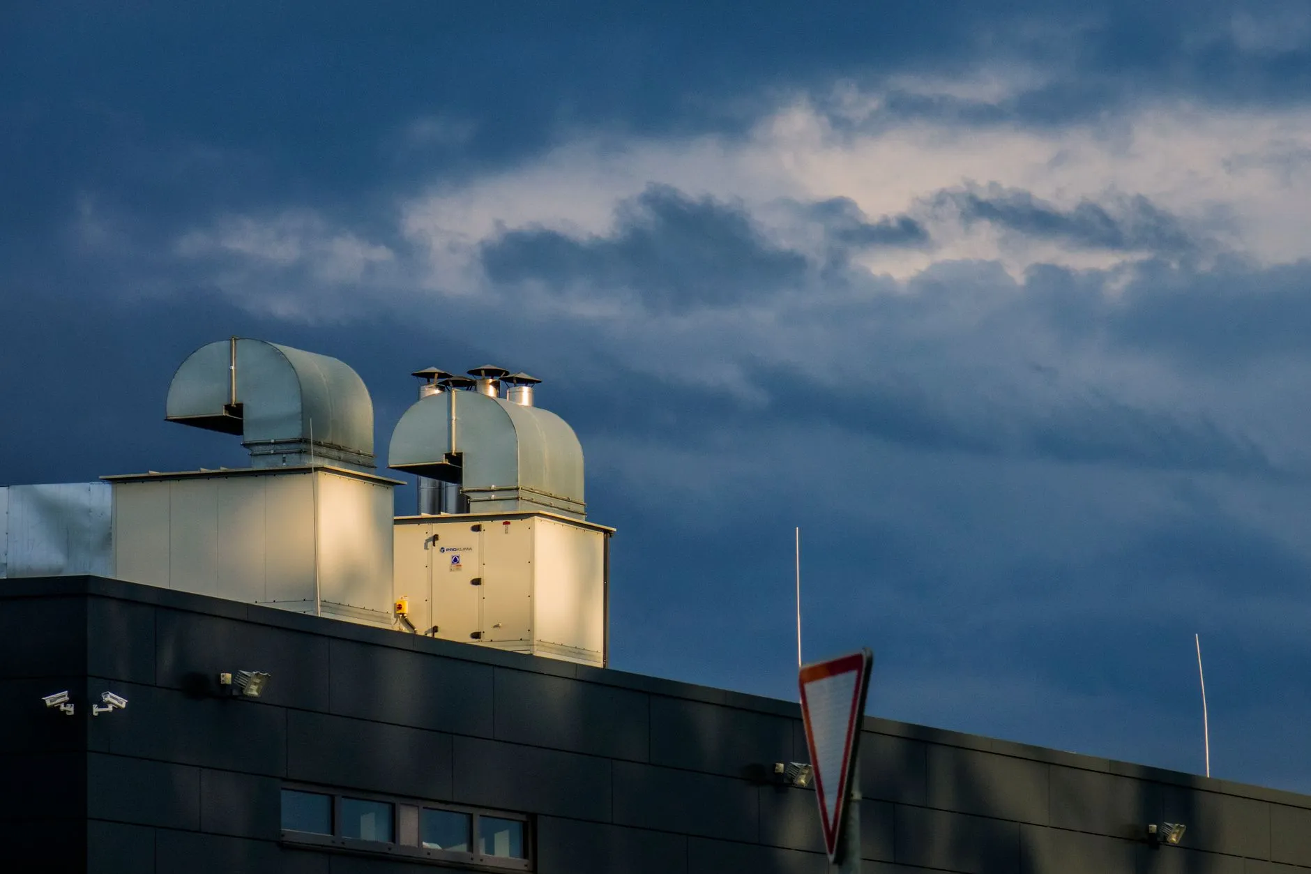 2025年山西食品批发市场粮油调味品供应链趋势分析
