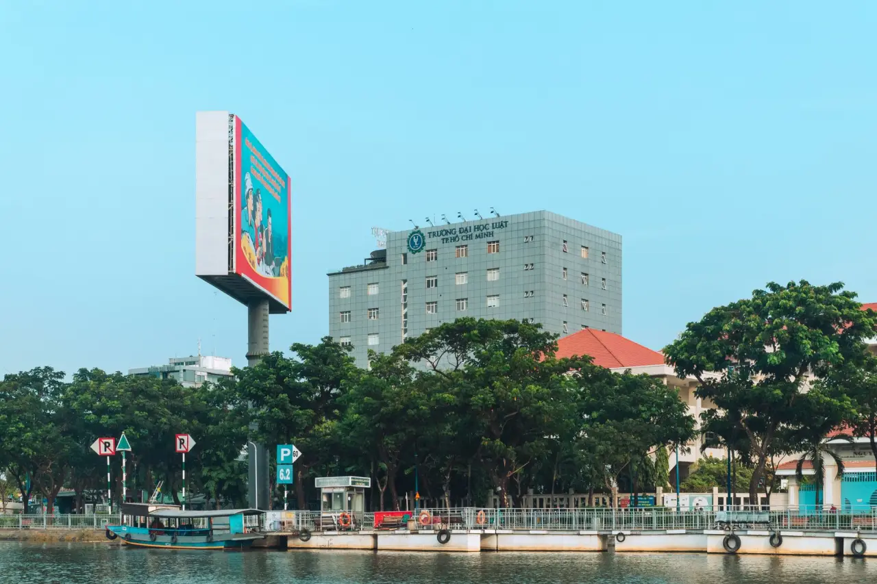 2025年山西酒水批发市场主流品牌与价格走势分析